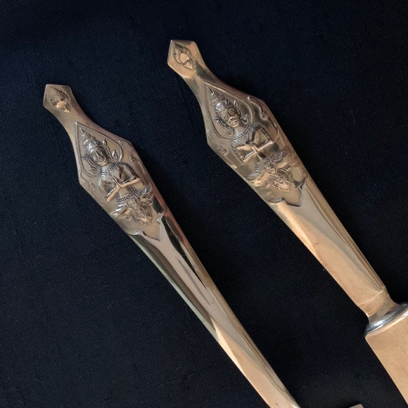 Vintage Brass Serving 2pcs - Picture 2 of 3